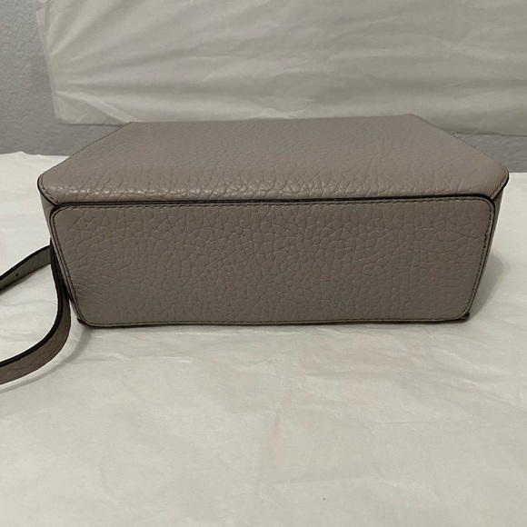 SOLD💜💜Kate Spade Berrin Carter crossbody/shoulderbag - Picture 4 of 9